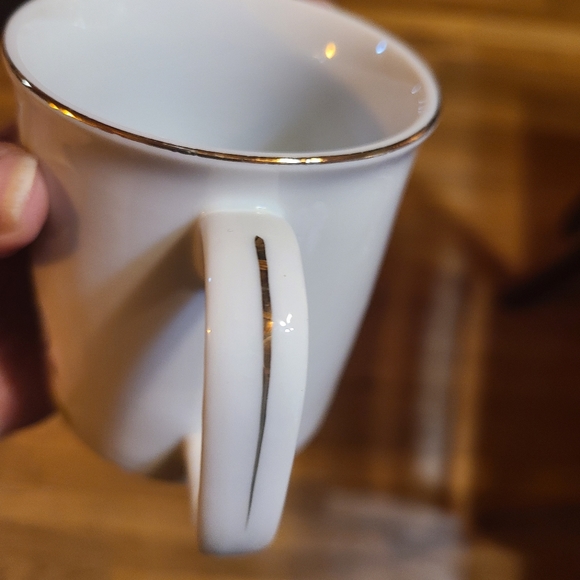 VINTAGE Precious Moments 'Love One Another' Mug - Picture 2 of 5